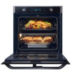 Piecz parami i na parze: Kup piekarnik Samsung Dual Cook lub Dual Cook Flex™ i otrzymaj naczynie do pieczenia i gotowania na parze Dual Cook Steam w prezencie